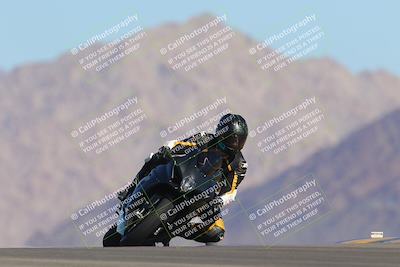 media/Oct-01-2023-SoCal Trackdays (Sun) [[4c570cc352]]/Turn 9 Set 1 (950am)/